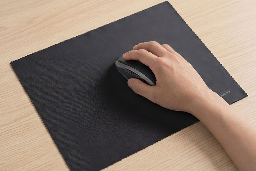 マウスパッドに
